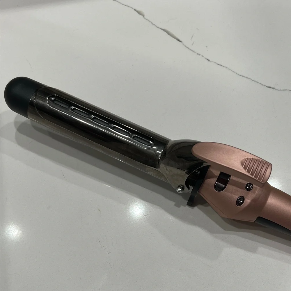 Infrared Curling Iron by Aria Beauty for Sephora Collection - Picture 4 of 7